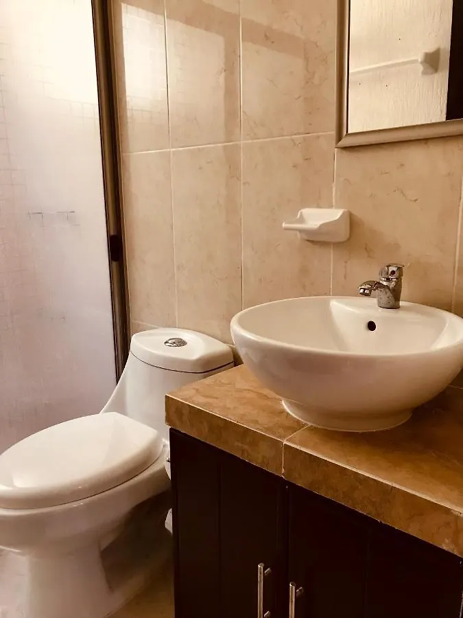 Bonita Casa Vacacional. Punto Medio Entre Ciudad Y Playa Apartment Merida