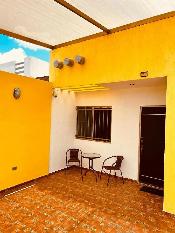 Bonita Casa Vacacional. Punto Medio Entre Ciudad Y Playa Apartment Merida